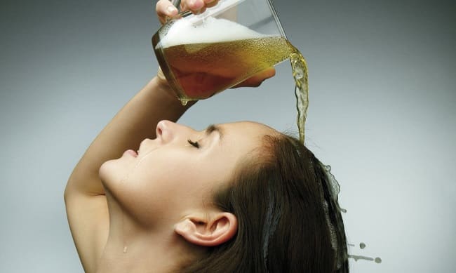Top 4 cách ủ tóc bằng bia tại nhà giúp tóc khỏe, bóng mượt